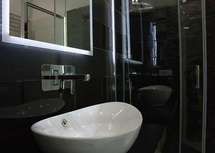 Vatican Luxury Corner Apartment